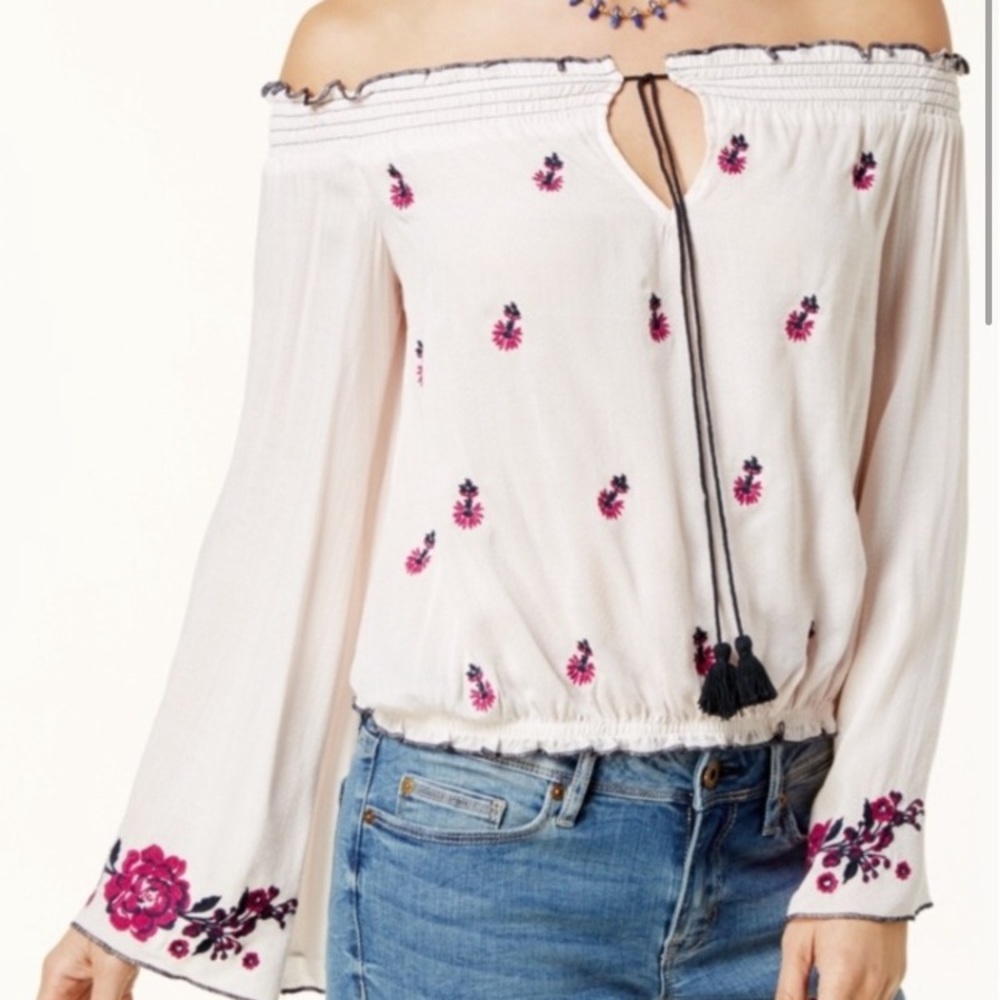 American Rag off shoulder blouse